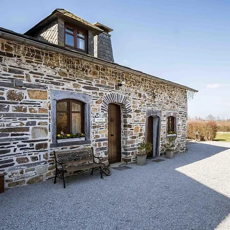 La Fagne Fleurie Les Myrtilles En Les Camomilles Holiday home Vielsalm
