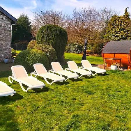 Semesterbostad La Fagne Fleurie Les Myrtilles En Les Camomilles *